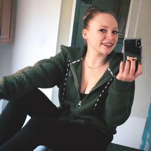 Meet your Posher, Jade